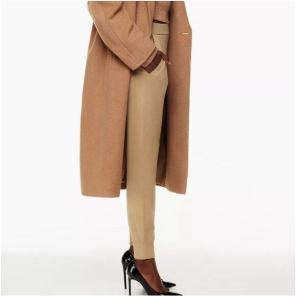 Aritzia Size M Babaton Rodin Knit Joggers in Gold Camel - Picture 1 of 13